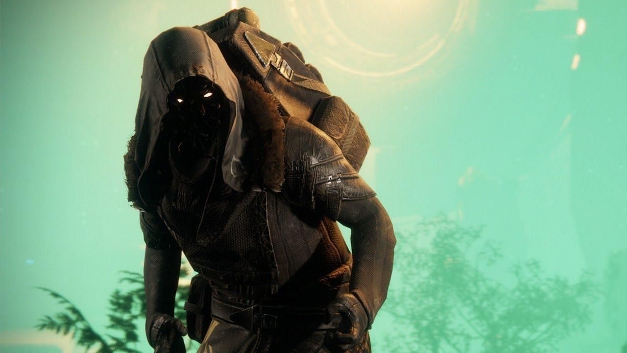 What race is Xur?